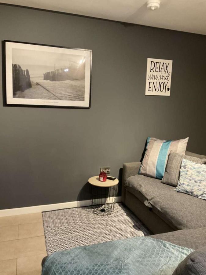 Seaview Apartment Портстюърт Екстериор снимка